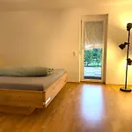 아파트 Ruhige Oase Mit Blick Ins Gruene - Modern Und Gemuetlich